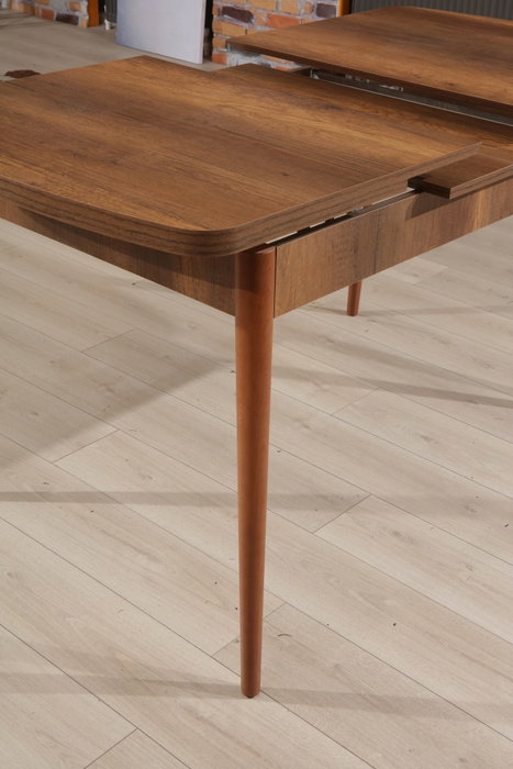 Hanah Home Mesa de Comedor Barok Extensible Nogal Hanah Home Mesa de Comedor Barok Extensible Nogal